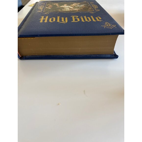 Masonic Bible King James Version Illustrations & Historical Masonic Features - Picture 13 of 16